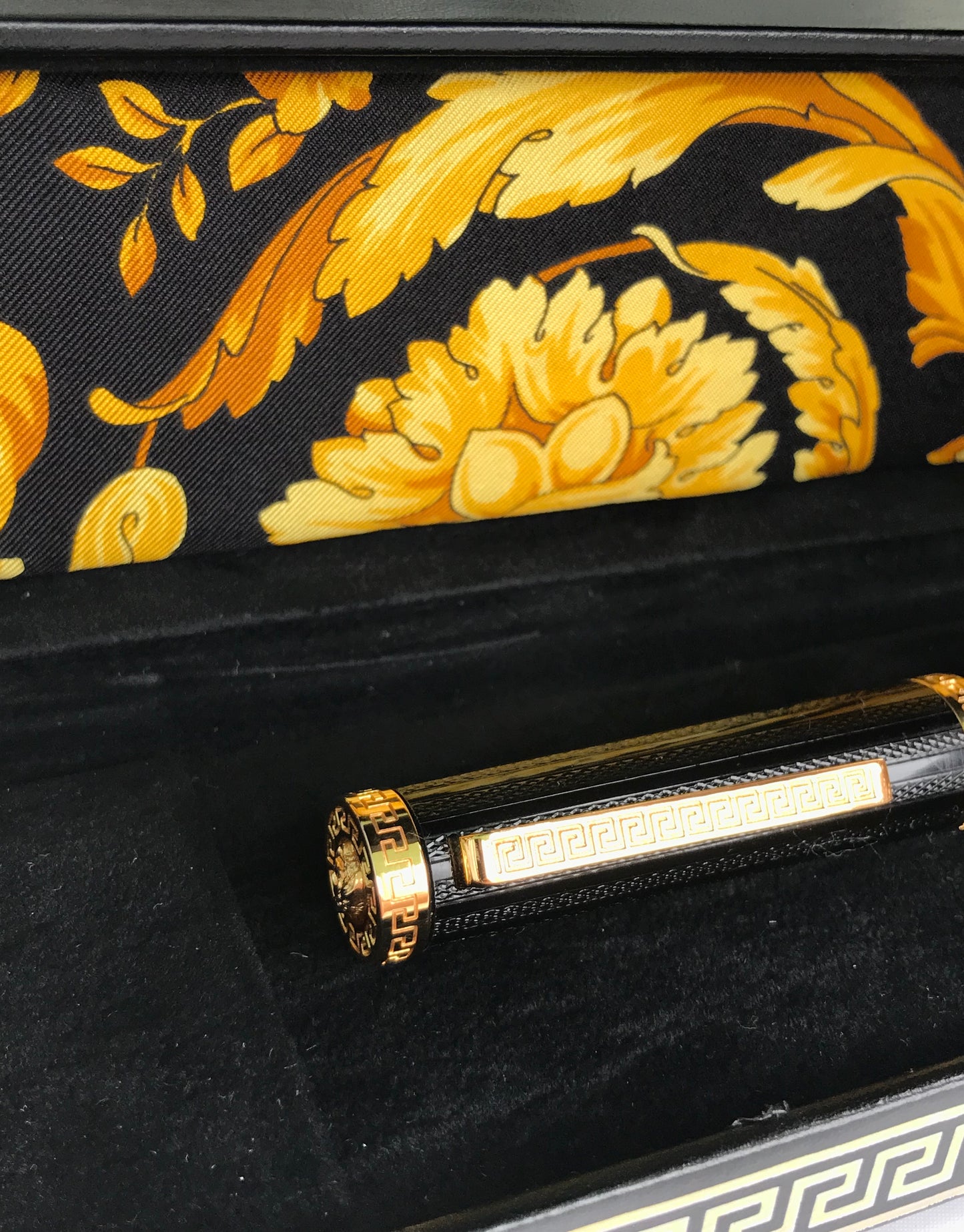 Gianni Versace Mens “Signature Romance” Pen