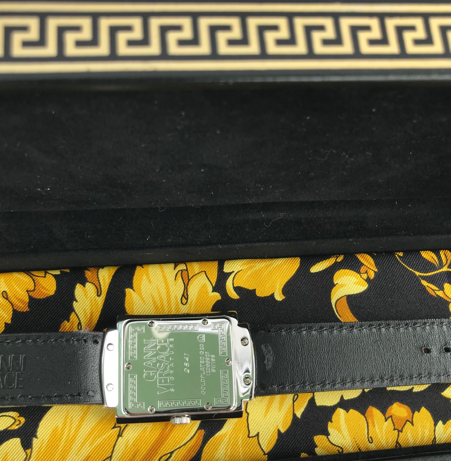 Gianni Versace Mens “Signature Romance” Watch