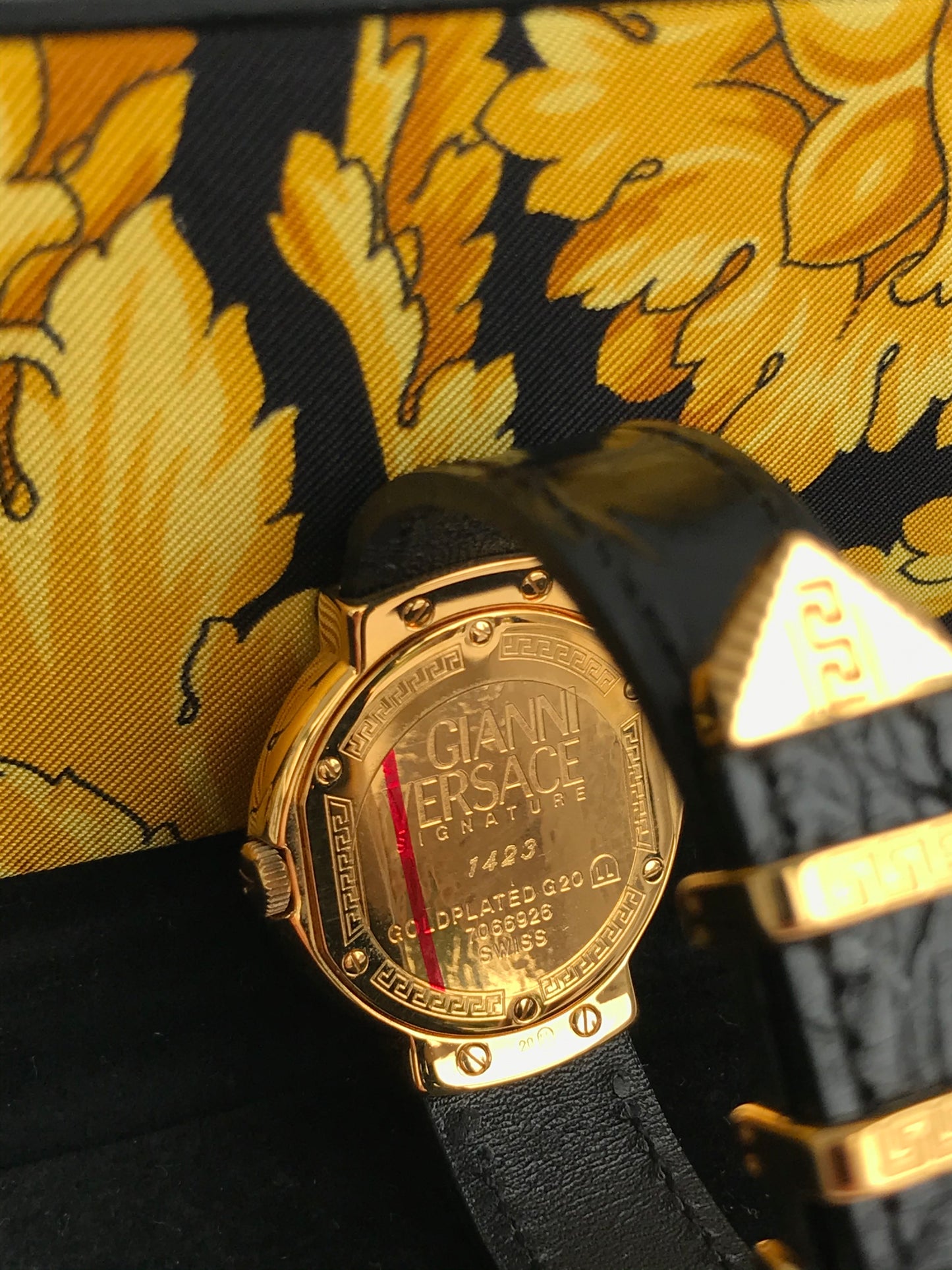 Gianni Versace Ladies “Signature Romance” Watch