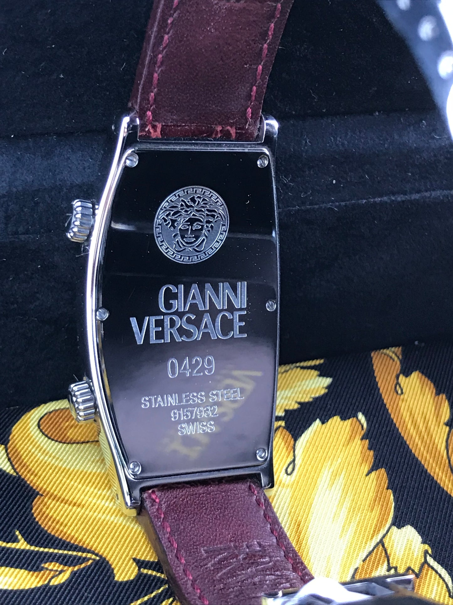 Gianni Versace Unisex Love Time Watch