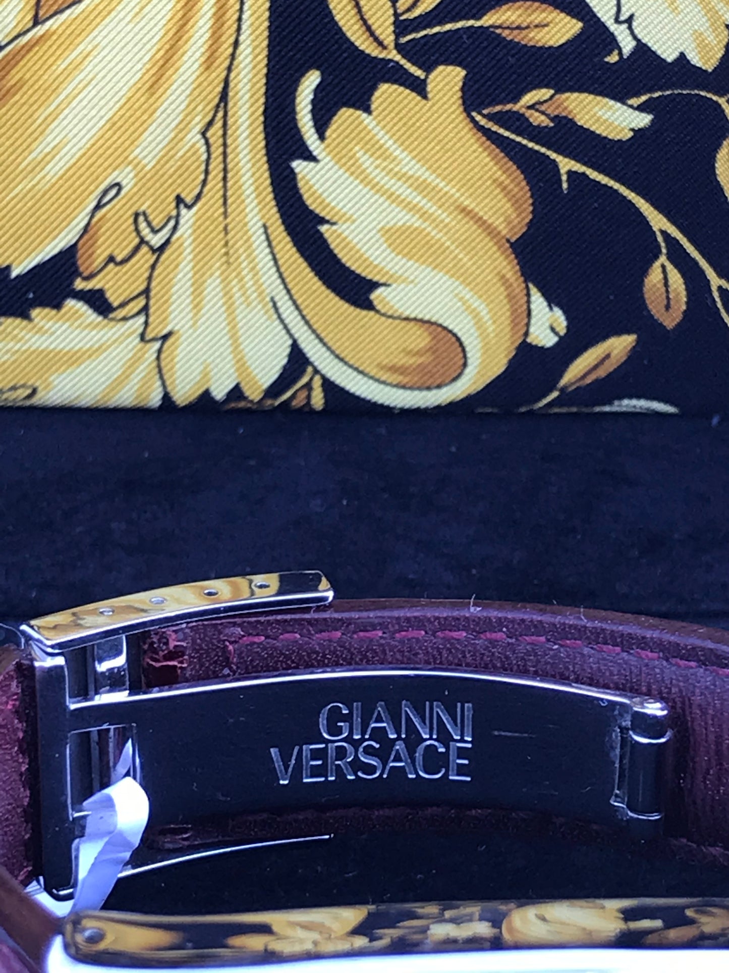 Gianni Versace Unisex Love Time Watch